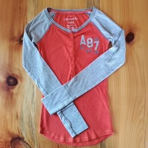 Aeropostale Henley Top